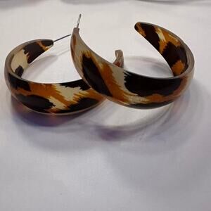 Brown and black leopard print